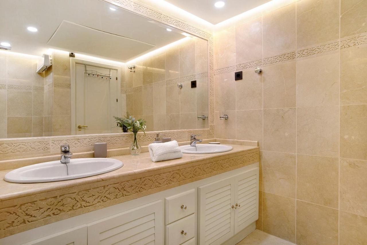 Luxury In Puerto Marina Apartment Benalmádena Exterior foto